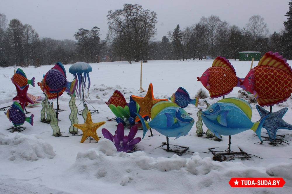 festival-gigantskikh-kitayskikh-fonarey-v-botanicheskom-sadu